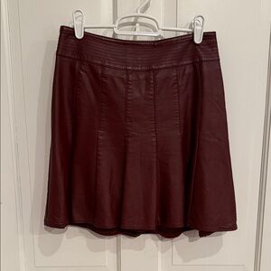 Elegant Burgundy Leather Skirt